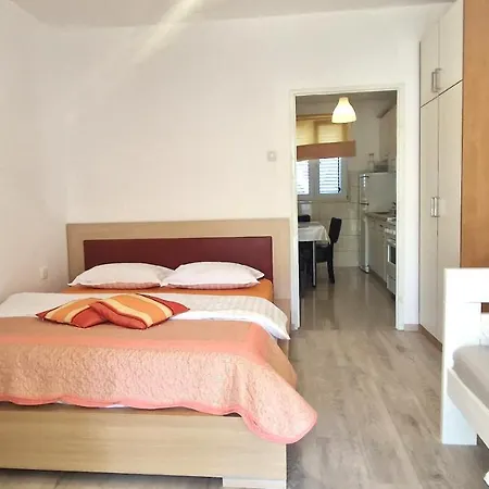 Garden Apartment