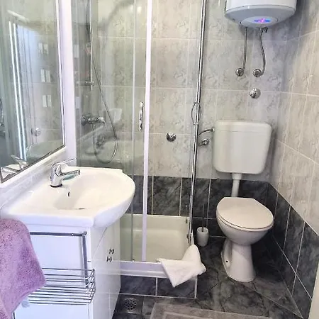 Apartment Garden Krk Town