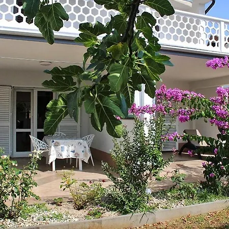 Apartment Garden
