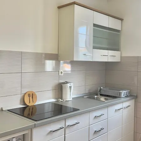 Apartment Garden Krk Town