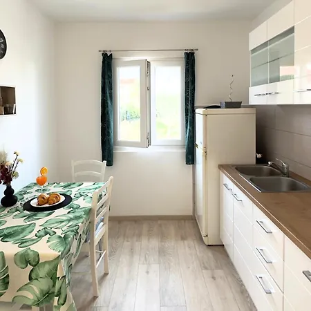 Garden Appartement Krk Town