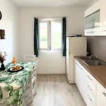 Garden Appartamento Krk Town